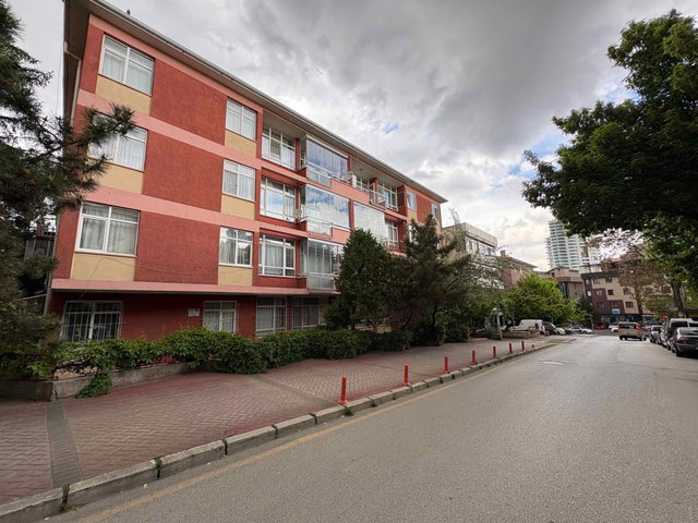 ÇANKAYA HALIT ZIYA SK EŞYALI KIRALIK 2+1 UYGUN MANZARALI OTOPARKLI DAIRE