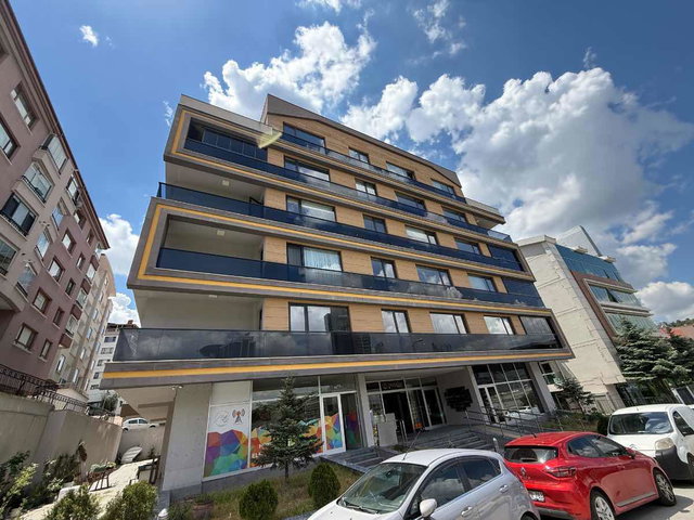 CEVİZLİDERE MAH PARADİSE REZİDANSTA SATILIK 1+1 DUBLEKS DAİRE