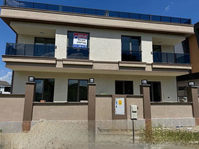 TEKİRDAĞ ÇORLU YENİCE DENİZ MANZARALI MÜSTAKİLSATILIK 5+1 VİLLA