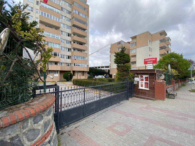 BEYLIKDÜZÜ ADNAN KAHVECİ'DE SITE İÇİ 4+1-YAŞAM VADİSİ YAKINI-REMAX GALA
