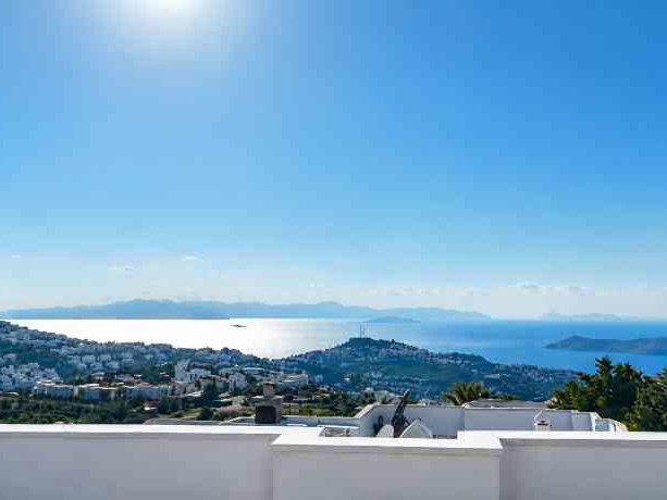 YALIKAVAK HOLIDAY GARDENS'DA EŞYALI, MANZARALI 2+1 DAİRE