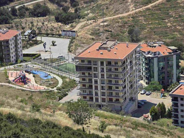 KÖRFEZ MAH SAĞLAM ZEMİN FERAH 180 M2 3+1