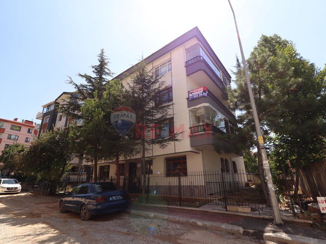 Aşağı Öveçler 2.kat 3+1 Kiralık Daire