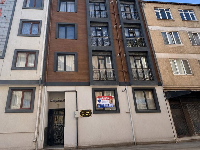 REMAX YAZ DAN HİLTON OTEL ARKASI EŞYALI KİRALIK DAİRE