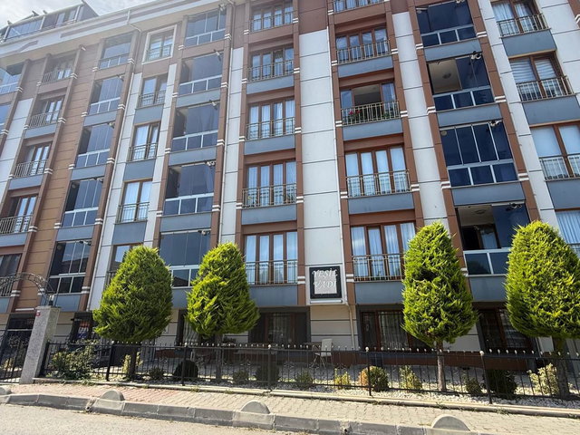 EYÜPSULTAN DÜĞMECİLER MAHALLESİ  3+1 SATILIK DAİRE