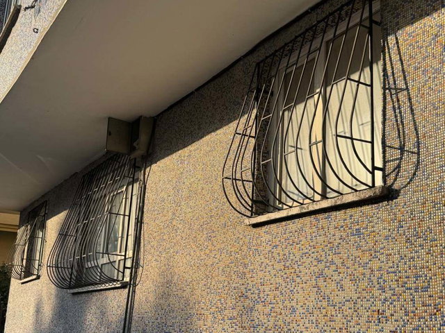 ETLIK AYVALI CADDESI ÜZERINDE | TADILATLI, MASRAFSIZ, MERKEZI KONUMDA 3+1 SATILIK DAIRE