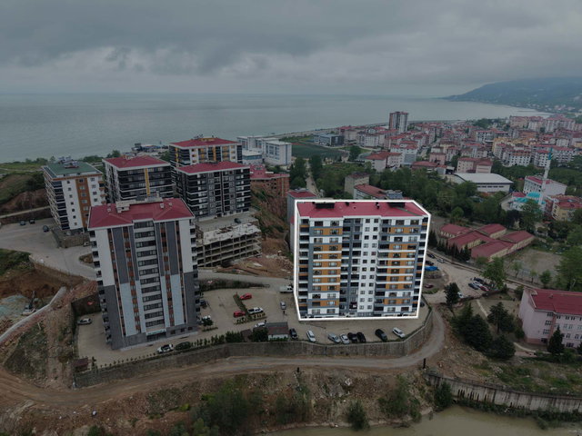 RE/MAX NADİRDEN TİREBOLU YEŞİL YAŞAM SİTESİNDE SIFIR 3+1 DAİRE
