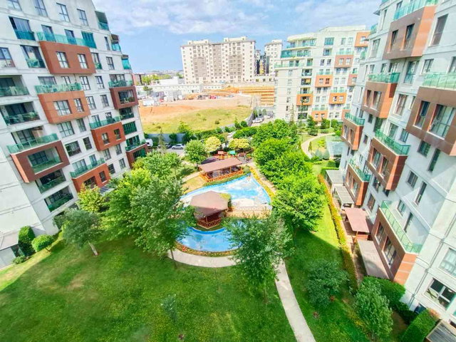 VİAPORT KARŞISI PARK LİFE SİTESİNDE 1+1 SATILIK EŞYALI DAİRE