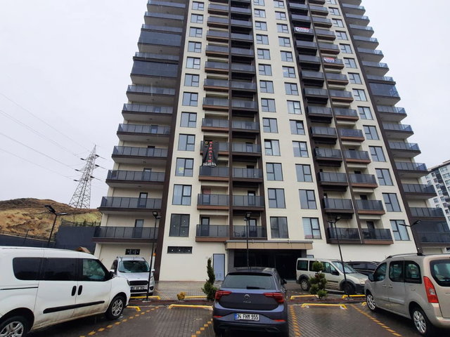 ERYAMAN MEYDAN GÖKSU DA FULL EŞYALI SIFIR 1+1  DAİRE