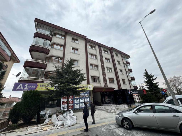 DİKMEN CADDESİNDE 4+1 SATILIK DAİRE