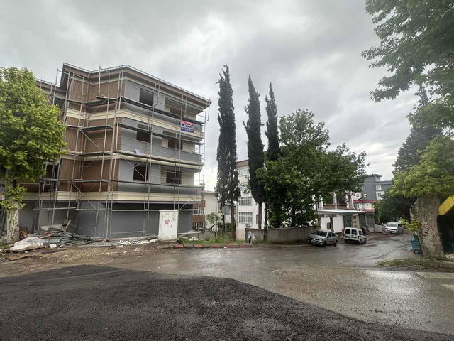 REMAX YENİ  GAYRIMENKULDAN YATIRIMLIK 1 + 1 DAIRE