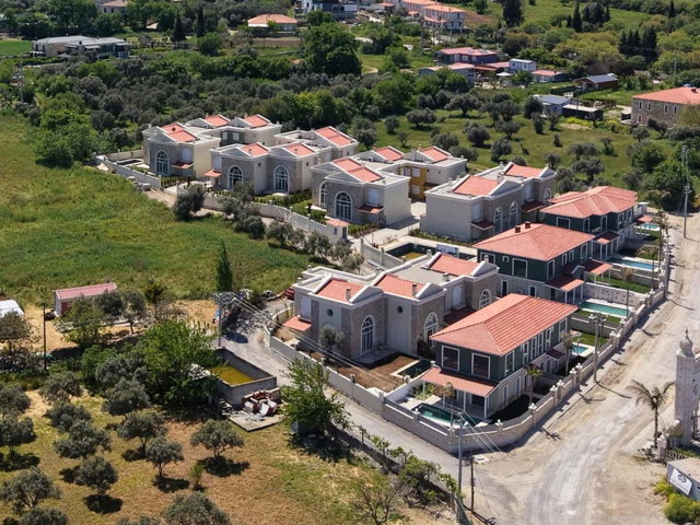 FOÇA DOĞA KOZBEYLİ PROJESİNDE 3+1 SATILIK DUBLEKS VİLLALAR