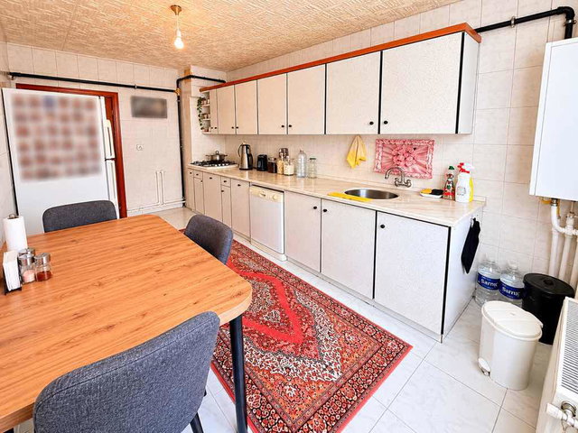 DUTLUK GÖBEĞE YAKIN KÖK TAPU 4+1 + KİLERLİ 175M2 60M2 TERASLI