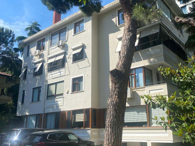 BAĞDAT CADDESI NIHAT KIZILTAN SOKAK’TA 4+1 KIRALIK DAIRE