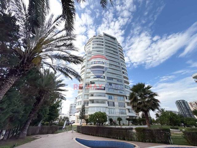 REMAX PARS’TAN SARAY SAPPHIRE SİTESİNDE 300 M² GENİŞ LÜKS 4+1