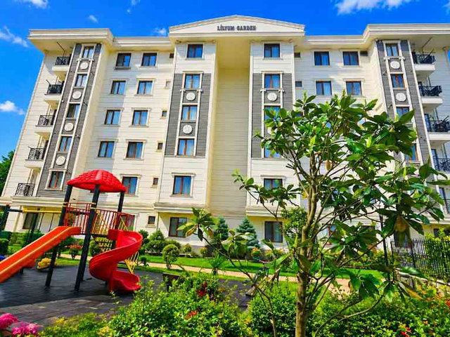 ÇEKMEKÖY ALEMDAĞ LİLYUM GARDEN SİTESİ SATILIK 3+1 DAİRE