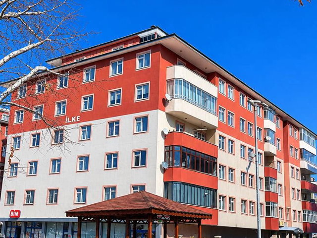 REMAX ARTIS'TEN ŞÜKRÜPAŞA'DA SATILIK 3+1 DAIRE