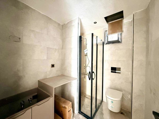 DURUŞEHİR'DE SIFIRI OTURUMA HAZIR LÜKS 1+1 GENİŞ DAİRE