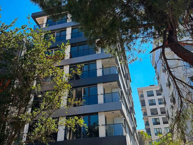 GÖZTEPE'DE PRESTIJLI SIFIR BINADA AKILLI EV SISTEMLI 2+1 DAIRE