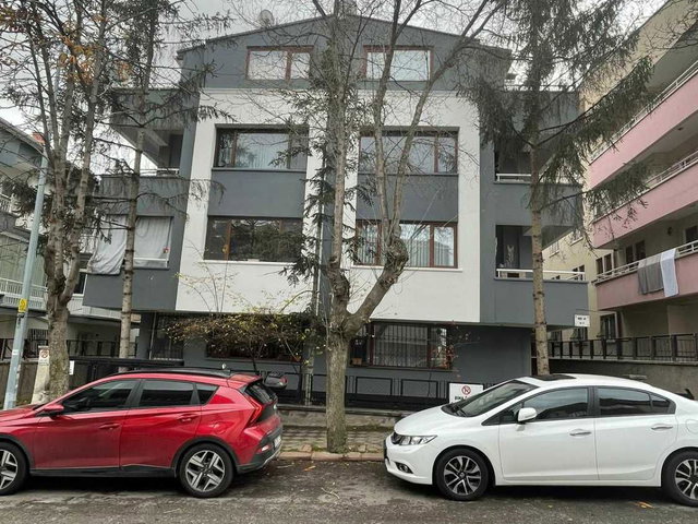 DİKMEN İLKER 5+1 YAPILI ÇATI DUBLEKSİ