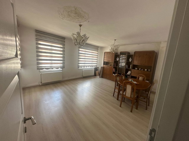 MERKEZİ LOKASYONDA CADDE ÜZERİNDE ÜZERİNDE TERASLI, BALKONLU 4+1 DUBLEKS