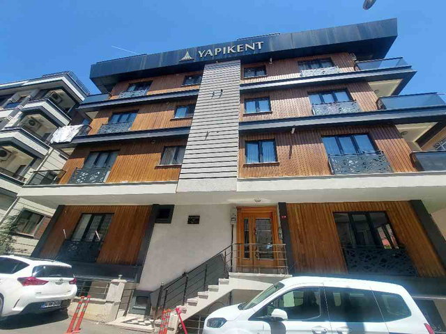 ÜMRANİYE NAMIK KEMAL'DE 1+1 BOŞ PEYZAJ BAHÇELİ