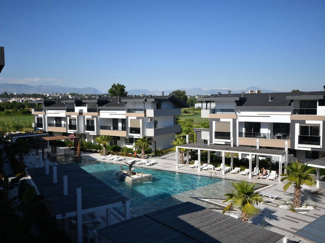MANAVGAT ILICA DA HAVUZLU SİTE İÇİNDE KİRALIK 2+1 SIFIR DUBLEKS