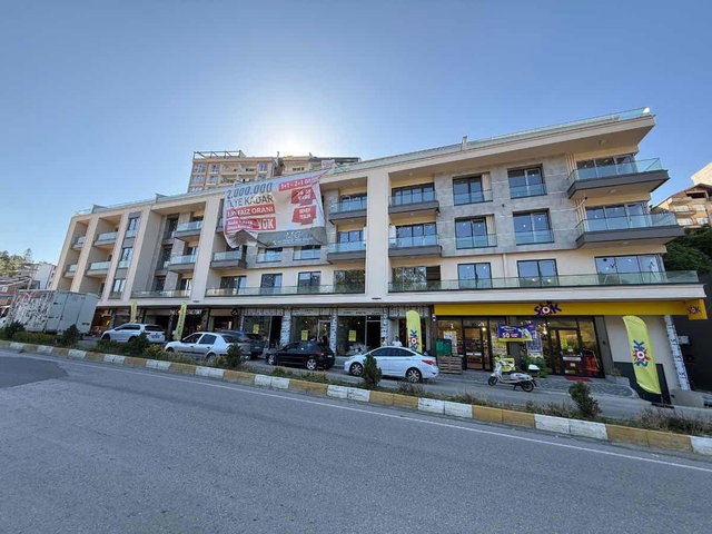 RE/MAX NADİR’DEN AKSU PLAZA’DA HASTANE KARŞISI 1+1 SATILIK DAİRE
