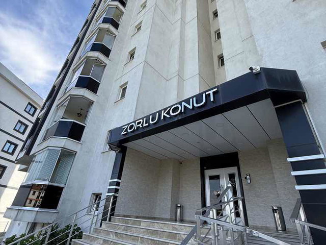 TUZLA AYDINLI MAHALLESİN’DE 50 M2 ARSA PAYLI SİTE İÇİ 2+1 SATILIK DAİRE