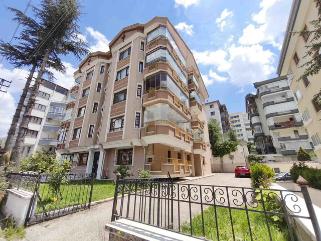SANCAK MAHALLESİ, MÜKEMMEL LOKASYONDA FULL YAPILI 4+1 FIRSATI