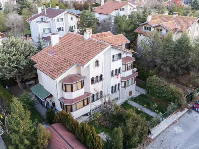 GÖLBAŞI'NIN EN GÜZEL SITESLERIN'DEN TRT HABERCILER SITESIN'DE SATILIK  TRIBLEKS VILLA