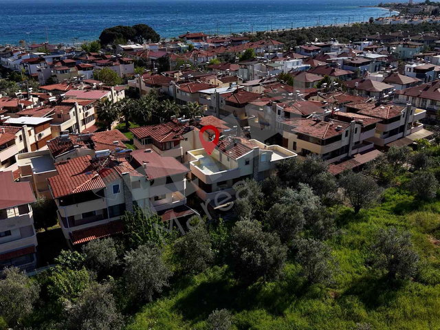 EDREMİT ALTINOLUK NARLIDA DENİZE YAKIN 4+1 TRİPLEX VİLLA