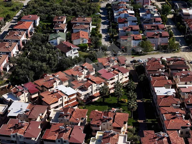 EDREMİT ALTINOLUK NARLIDA DENİZE YAKIN 4+1 TRİPLEX VİLLA