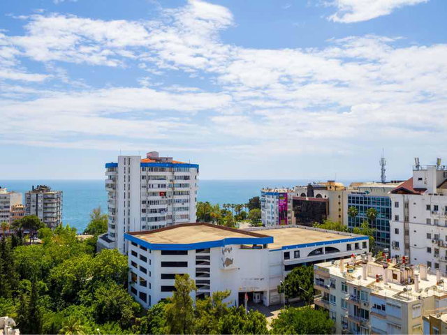 CUMHURİYET MEYDANI YAKINI FULL DENİZ MANZARALI SİTE İÇŞNDE 4+1