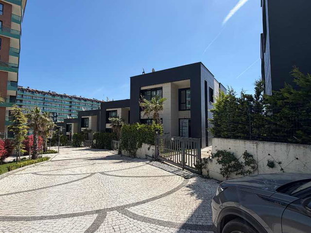 KOCAELI İZMIT YILDIZLAR TEPESI'NDE DENIZ MANZARALI SATILIK 3+1