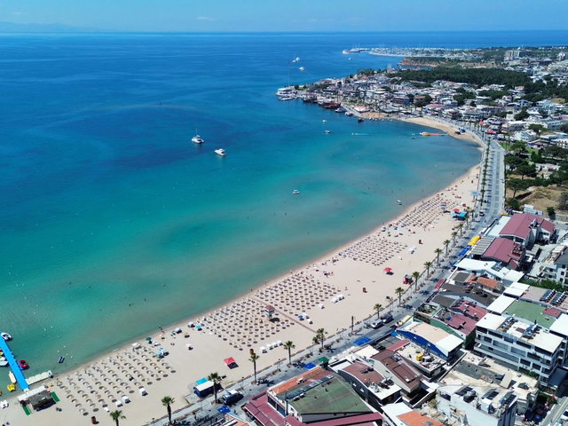ALTINKUM PLAJINA 250 MT. MESAFELİ BAHÇELİ İKİZ VİLLA