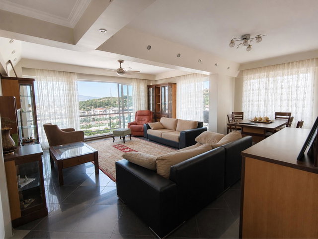 BALÇOVA SAKARYA CADDESİNDE DENİZ VE ŞEHİR MANZARALI 2+1 SATILIK DAİRE