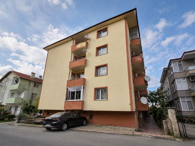 RE'MAX AY'DAN SERDİVAN BAHÇELİEVLER MAHALLESİ’NDE 3+1 SATILIK DAİRE