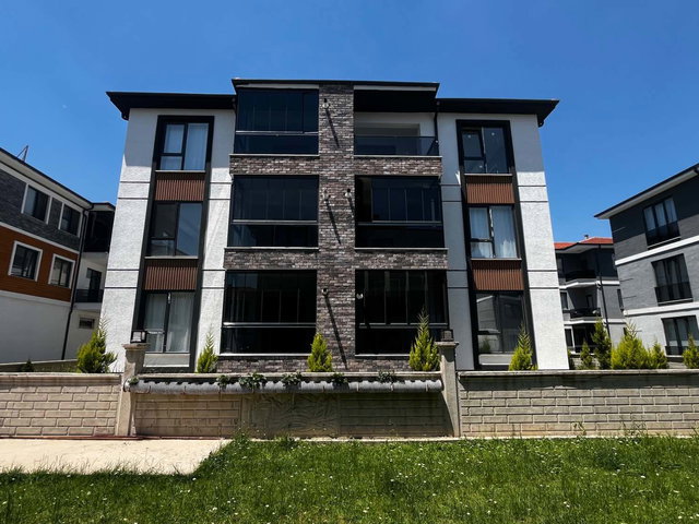 ARİFİYE FATİH MAH. 2+1 3.KAT GÜNEY CEPHE SIFIR DAİRE