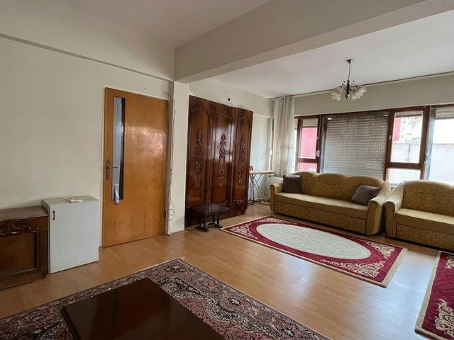 RE/MAX İNCİ'DEN ÇARŞI MERKEZDE KİRALIK 2+1 DAİRE