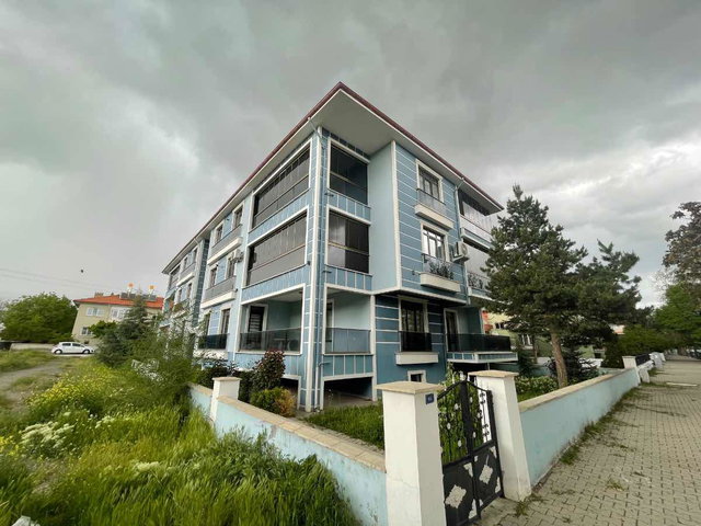 REMAX DEM'DEN KAZIM KARABEKİR'DE 3+1 GENİŞ DAİRE