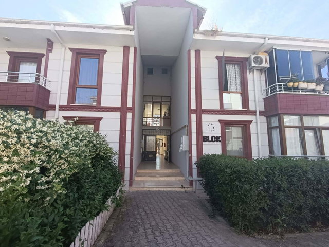 SİTE İÇİNDE KİRALIIK DAİRE