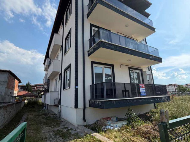 ÖMER İNAN REMAX HÜR NEVİYE MAH 2+1 YATIRIMLIK DAİRE