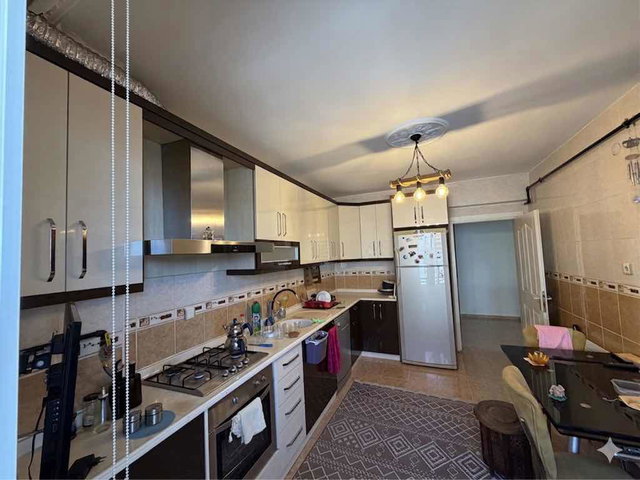 TORBALI ERTUĞRUL MAH MERKEZİ KONUMDA KİRALIK 3+1 ARA KAT DAİRE