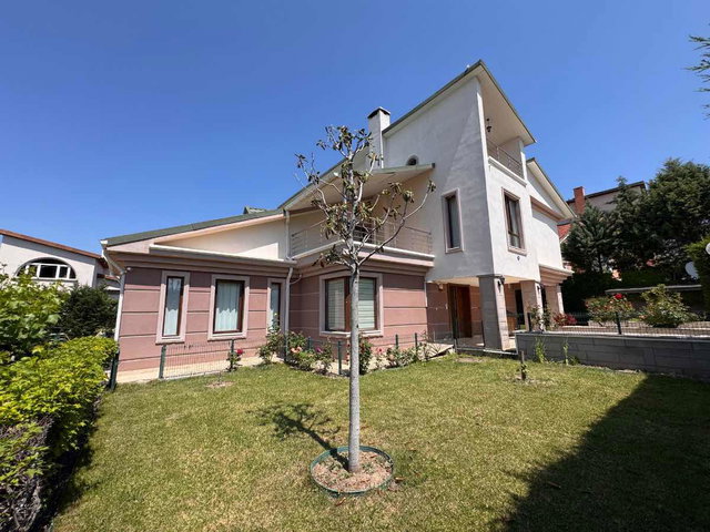 TEMELLI MALIKÖY ARZUMKÖY SİTESİNDE SÜPER LÜKS VILLA