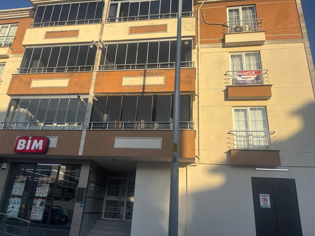 REMAX LAND' DEN SATILIK GENİŞ FERAH 3+1 DAİRE