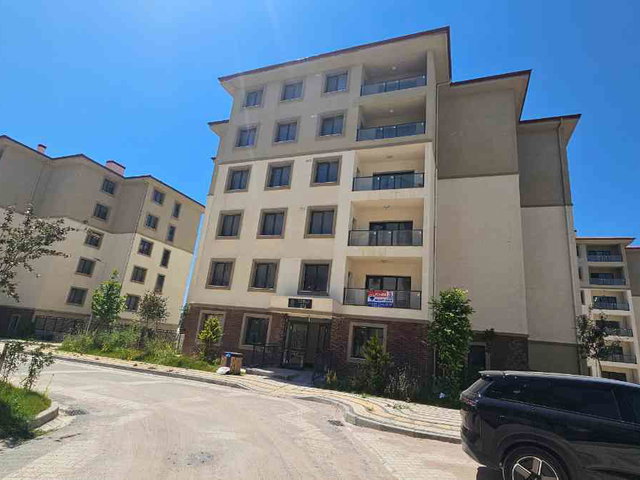MALTEPE TOKİ ATIŞ OKULUNDA KİRALIK 2+1 DAİRE