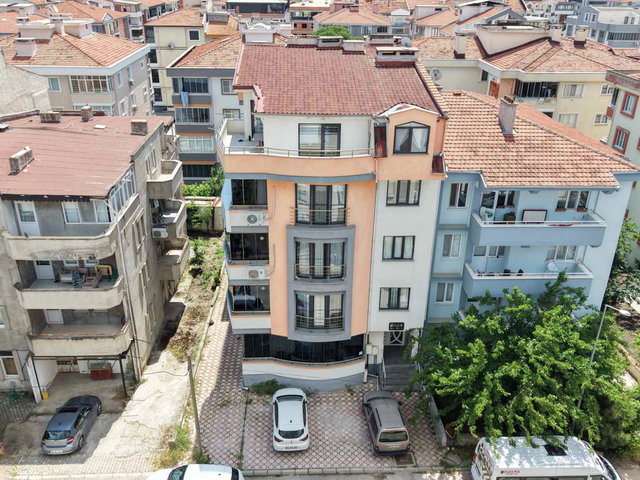 RE/MAX YAZ'DAN TOYGAR MAHALLESİNDE 4+1 KİRALIK DAİRE