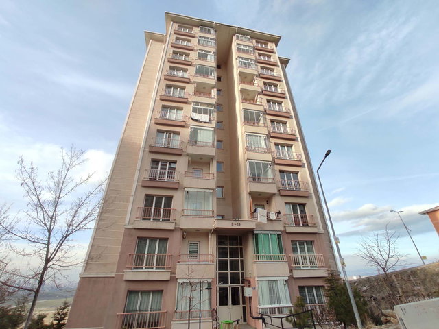 MAMAK ZİRVEKENT MH YÜKSEK KAT TOKİ BLOKLARINDA 2+1 KİRALIK DAİRE