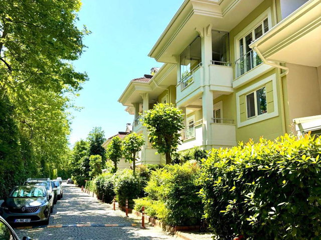 AĞAOĞLU MY COUNTRY ÇEKMEKÖY 200 M2 3 ODA 1 SALON KİRALIK